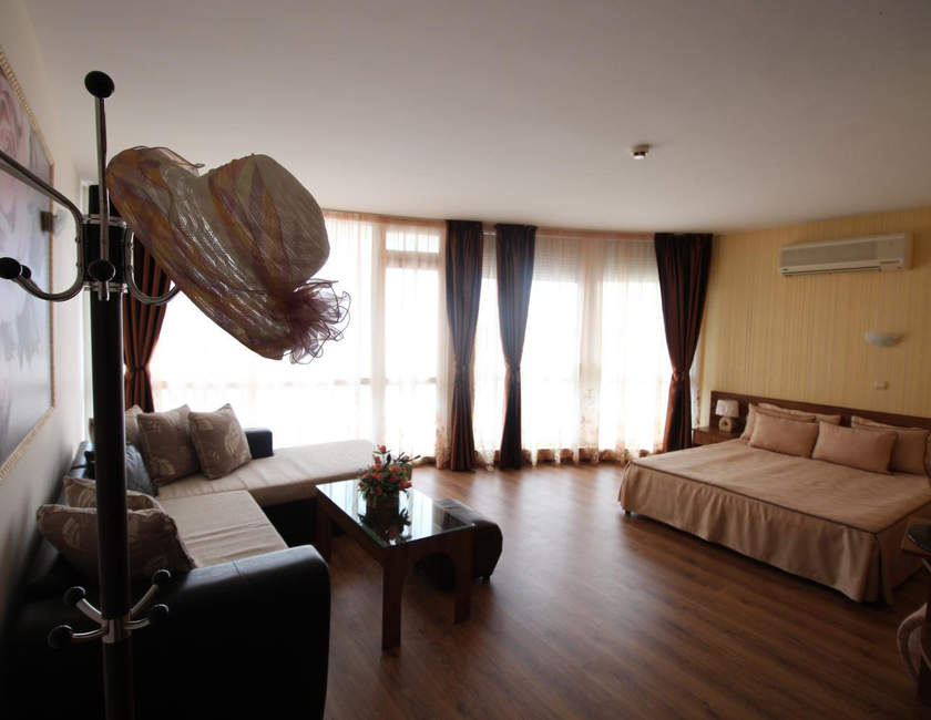 Imagen general del Hotel Eden, Sveti Vlas . Foto 10
