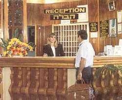 Imagen de los interiores del Hotel Eden, TIBERIAS. Foto 7