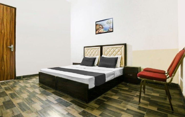 Imagen de la habitación del Hotel Eden, Thanesar. Foto 7