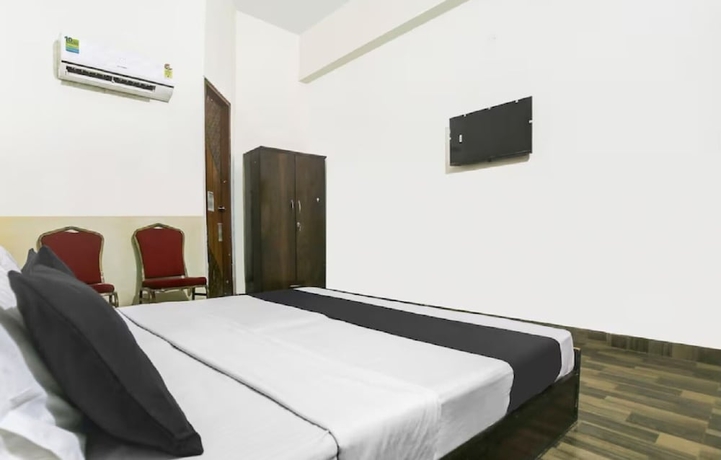 Imagen de la habitación del Hotel Eden, Thanesar. Foto 10