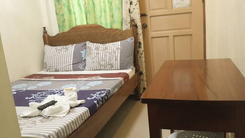 Imagen de la habitación del Hotel Eden Travellers Lodge. Foto 15