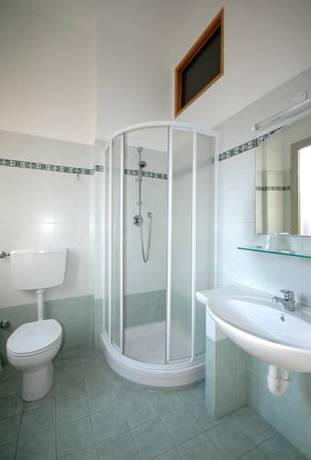 Imagen de la habitación del Hotel Eden, Turín. Foto 5