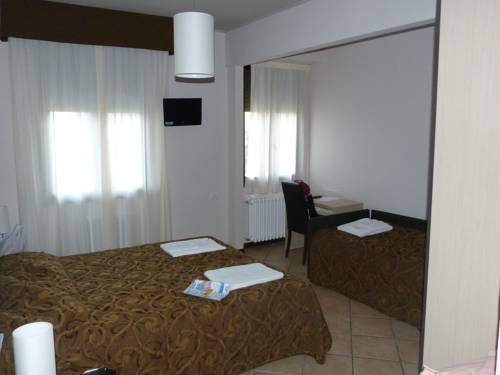 Imagen general del Hotel Eden, Vignola. Foto 1