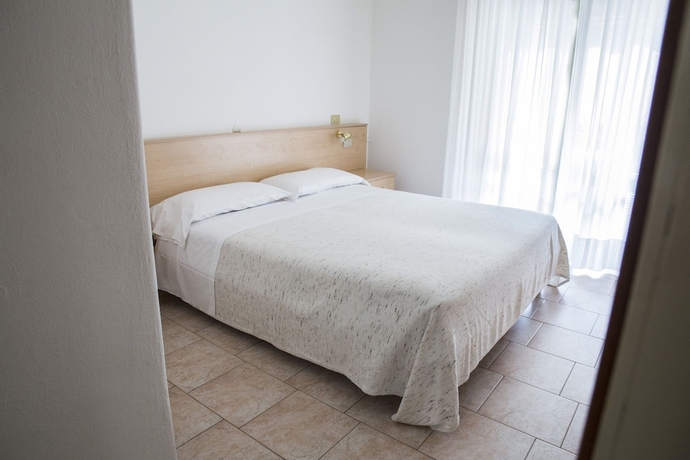 Imagen de la habitación del Hotel Eden, Vigole. Foto 3