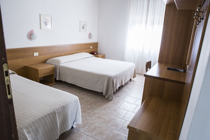 Imagen de la habitación del Hotel Eden, Vigole. Foto 8