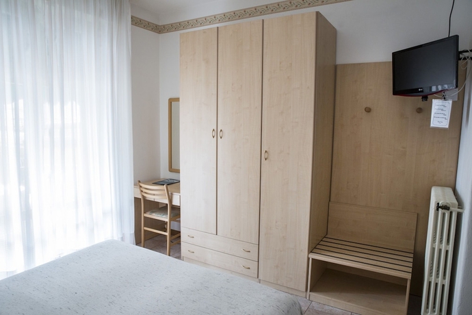 Imagen de la habitación del Hotel Eden, Vigole. Foto 9