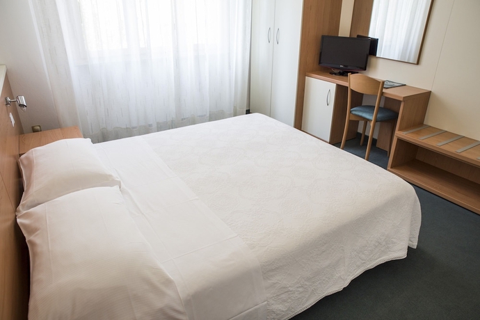 Imagen de la habitación del Hotel Eden, Vigole. Foto 11