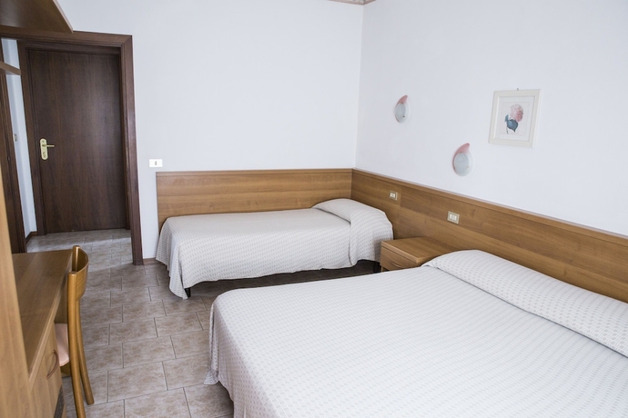 Imagen de la habitación del Hotel Eden, Vigole. Foto 13