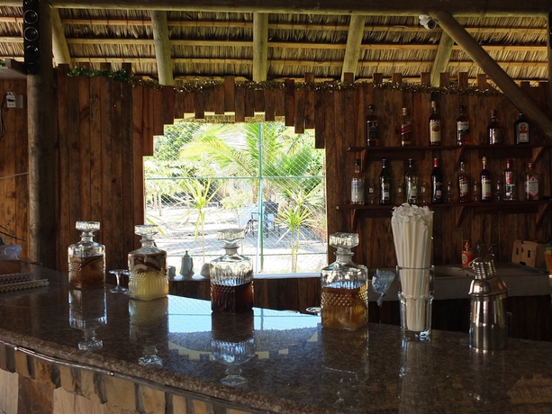 Imagen del bar/restaurante del Hotel Eden Villa. Foto 7