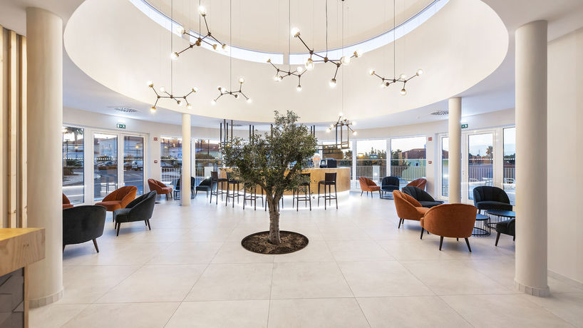 Imagen de los interiores del Hotel Eden Villas & Apartments. Foto 17