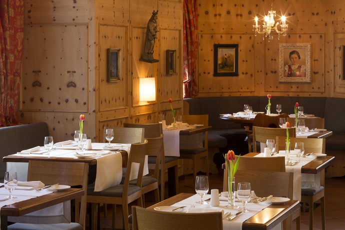Imagen del bar/restaurante del Hotel Eden Wolff. Foto 2