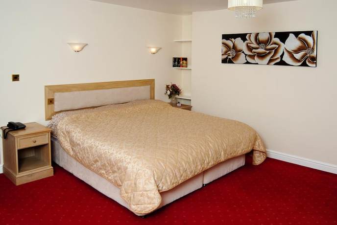 Imagen de la habitación del Hotel Edenhall Country House. Foto 7