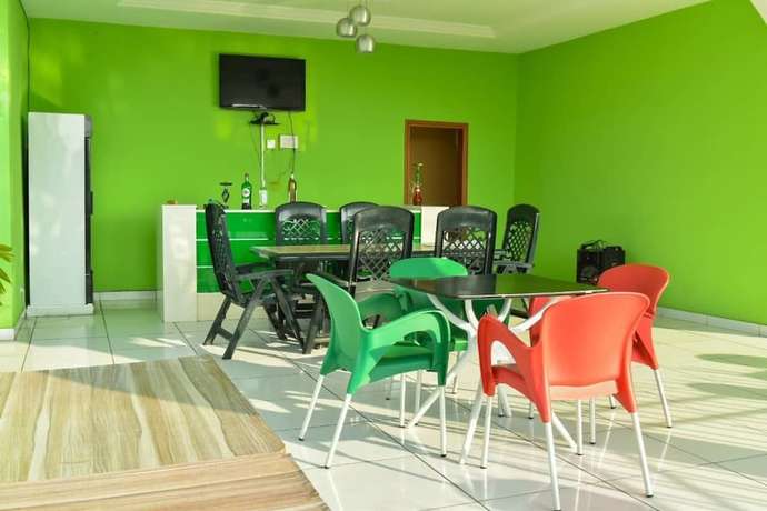 Imagen de la habitación del Hotel Edenia. Foto 7