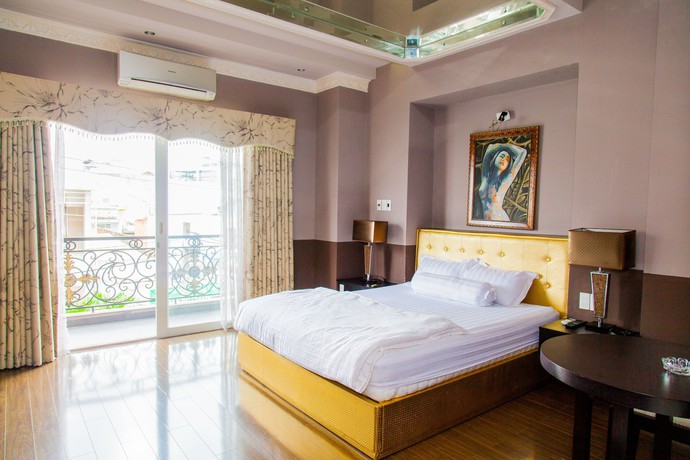 Imagen de la habitación del Hotel Edenroc. Foto 8