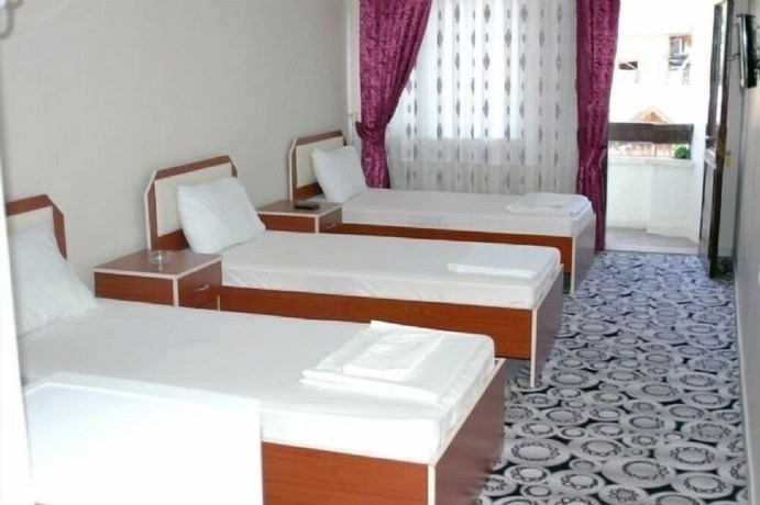 Imagen de la habitación del Hotel Edessa. Foto 6