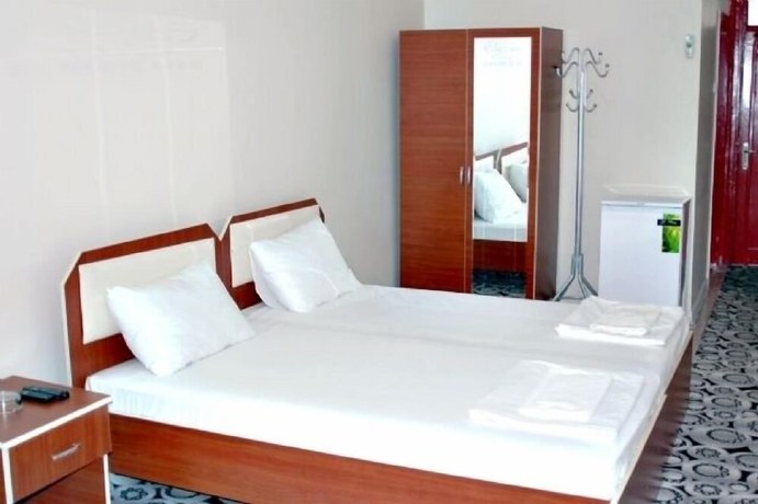 Imagen de la habitación del Hotel Edessa. Foto 7