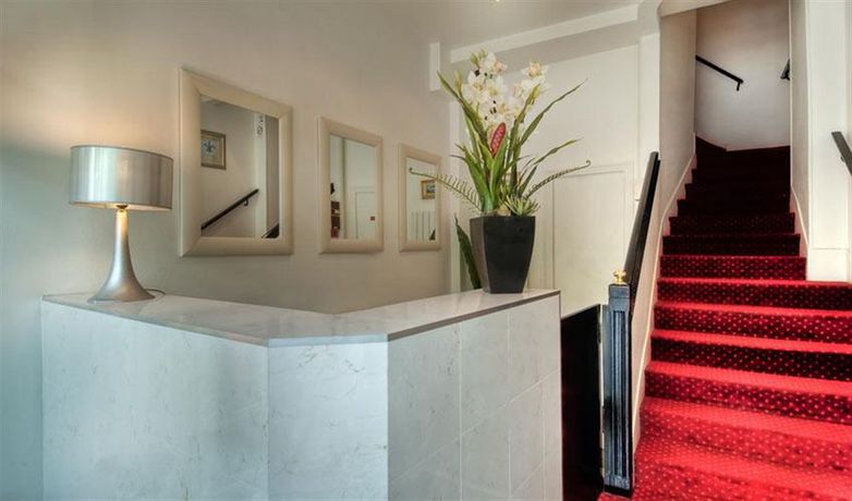 Imagen de los interiores del Hotel Edgar Quinet. Foto 13