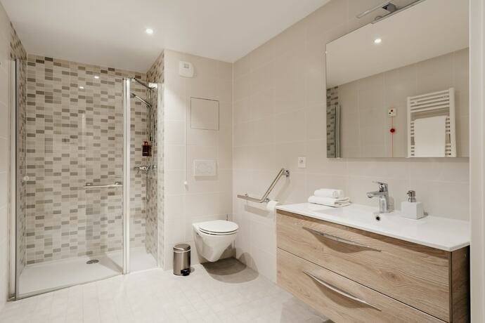 Imagen de la habitación del Hotel Edgar Suites Ch&acirc;tillon. Foto 12