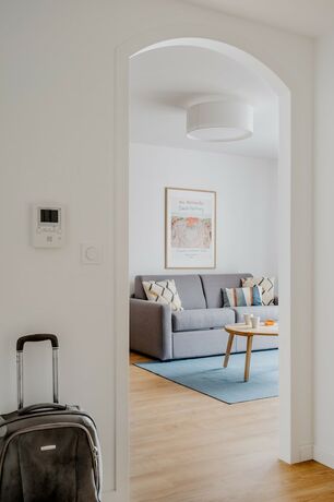 Imagen de la habitación del Hotel Edgar Suites Ch&acirc;tillon. Foto 18