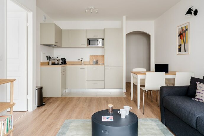 Imagen general del Hotel Edgar Suites Ch&acirc;tillon. Foto 9