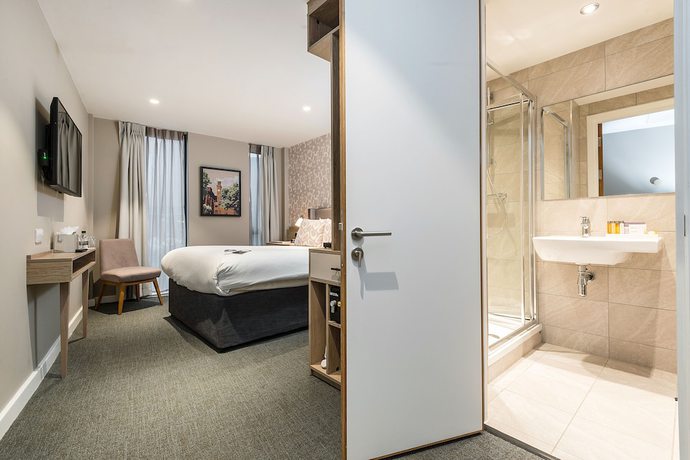 Imagen de la habitación del Hotel Edgbaston Park Birmingham. Foto 6