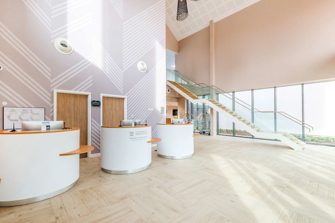 Imagen de los interiores del Hotel Edgbaston Park Birmingham. Foto 20