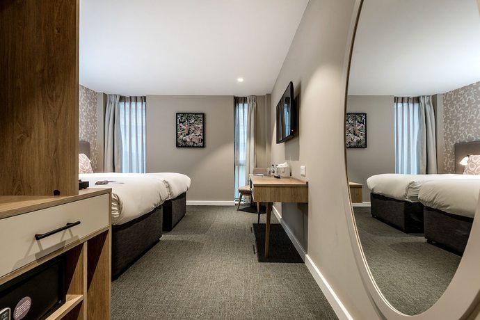 Imagen de la habitación del Hotel Edgbaston Park Birmingham. Foto 14