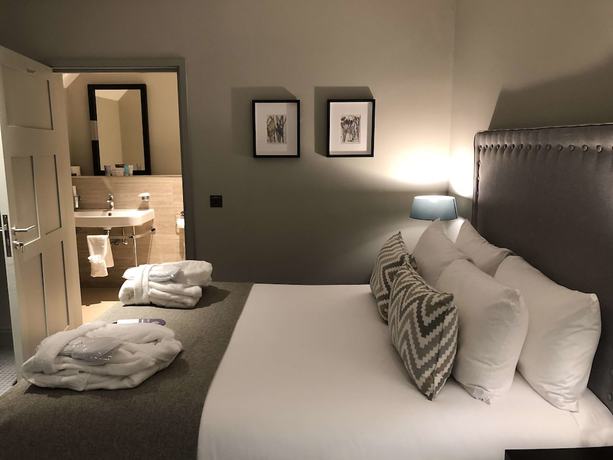 Imagen de la habitación del Hotel Edgbaston Park Birmingham. Foto 15