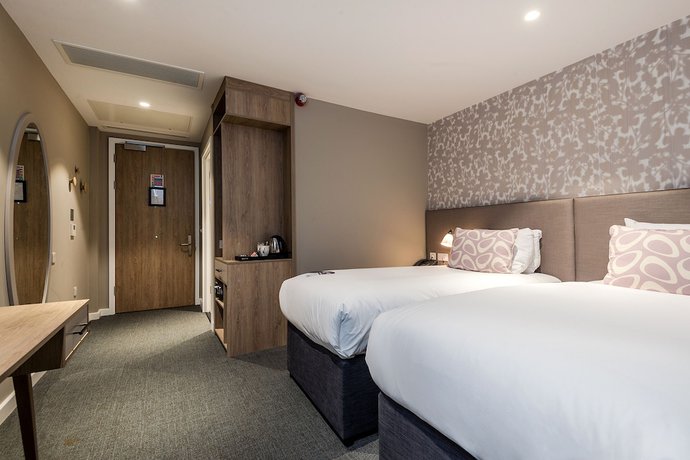 Imagen de la habitación del Hotel Edgbaston Park Birmingham. Foto 19