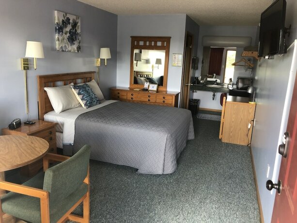 Imagen de la habitación del Hotel Edge Of The Woods Motel. Foto 18