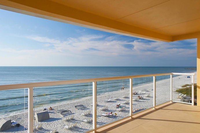 Imagen de los exteriores del Hotel Edgewater Beach. Foto 10