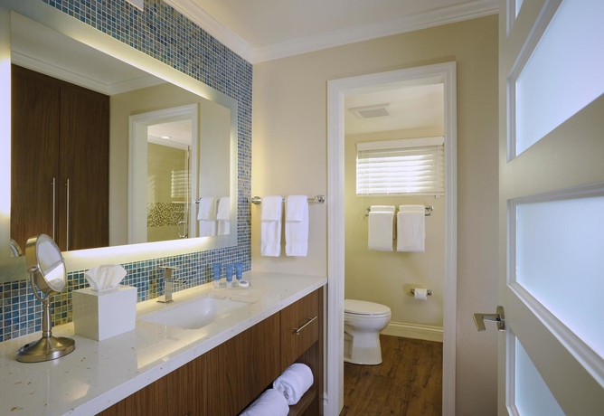 Imagen de la habitación del Hotel Edgewater Beach. Foto 7