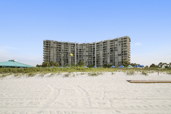 Imagen de los exteriores del Hotel Edgewater Beach and Golf Resort. Foto 14