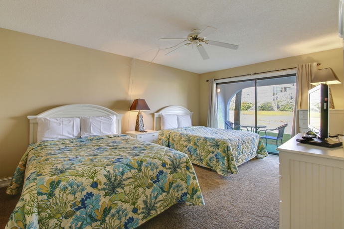 Imagen de la habitación del Hotel Edgewater Beach and Golf Resort. Foto 7