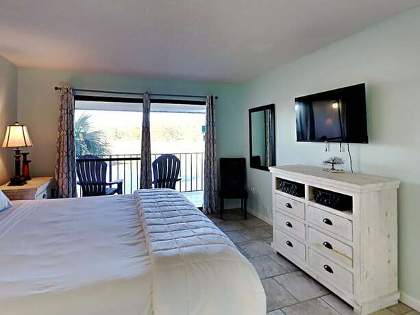 Imagen general del Hotel Edgewater Beach and Golf Resort by Southern Vacation Rentals II. Foto 1