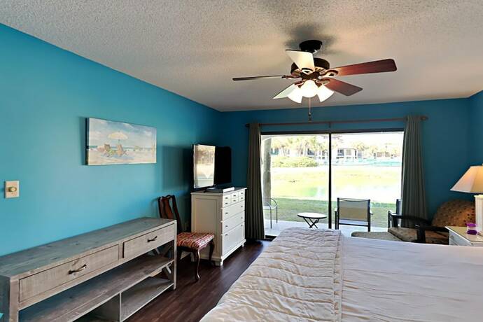 Imagen de la habitación del Hotel Edgewater Beach and Golf Resort by Southern Vacation Rentals II. Foto 12