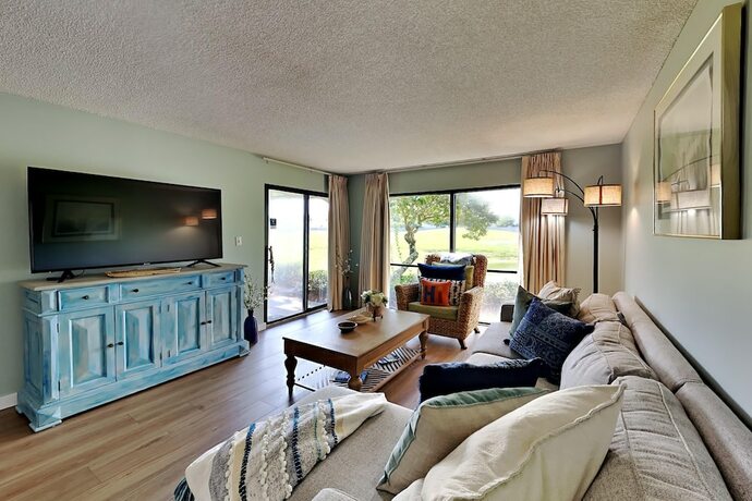 Imagen de la habitación del Hotel Edgewater Beach and Golf Resort by Southern Vacation Rentals II. Foto 13