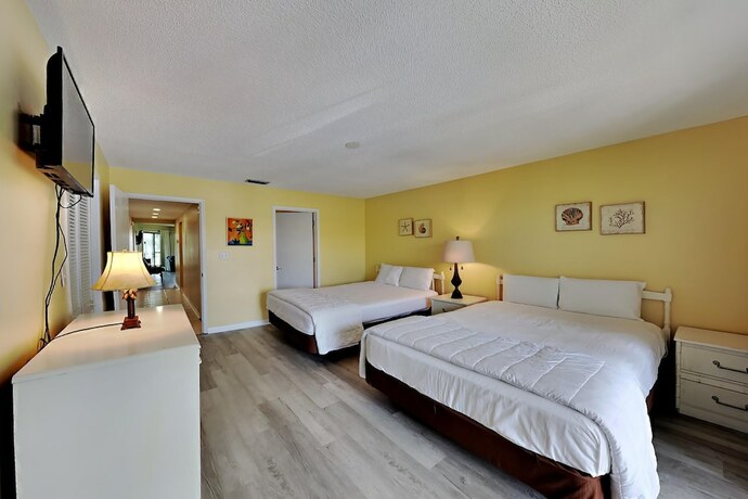 Imagen general del Hotel Edgewater Beach and Golf Resort by Southern Vacation Rentals II. Foto 6