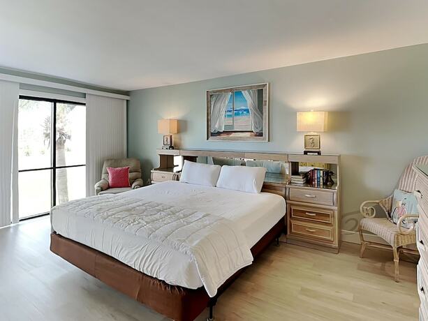Imagen general del Hotel Edgewater Beach and Golf Resort by Southern Vacation Rentals II. Foto 8