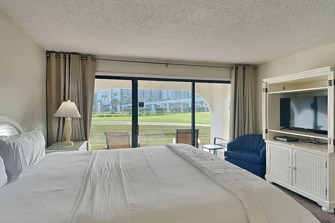 Imagen general del Hotel Edgewater Beach and Golf Resort by Southern Vacation Rentals VI. Foto 8