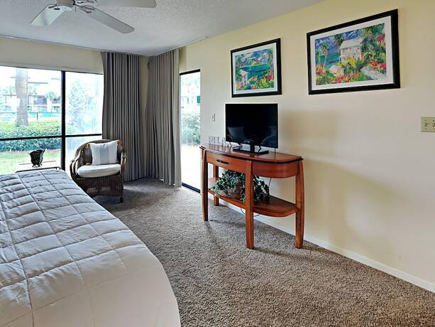 Imagen de la habitación del Hotel Edgewater Beach and Golf Resort by Southern Vacation Rentals VI. Foto 18