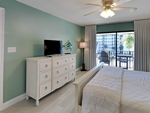 Imagen general del Hotel Edgewater Beach and Golf Resort by Southern Vacation Rentals VII. Foto 2
