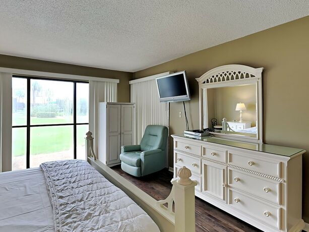 Imagen general del Hotel Edgewater Beach and Golf Resort by Southern Vacation Rentals VII. Foto 4