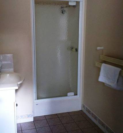 Imagen de la habitación del Hotel Edgewater Holiday Park. Foto 4