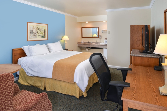 Imagen de la habitación del Hotel Edgewater Inn and Suites, Pismo Beach. Foto 6