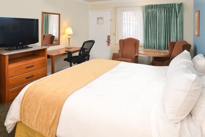 Imagen de la habitación del Hotel Edgewater Inn and Suites, Pismo Beach. Foto 8