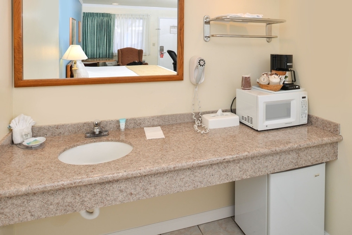 Imagen de la habitación del Hotel Edgewater Inn and Suites, Pismo Beach. Foto 9