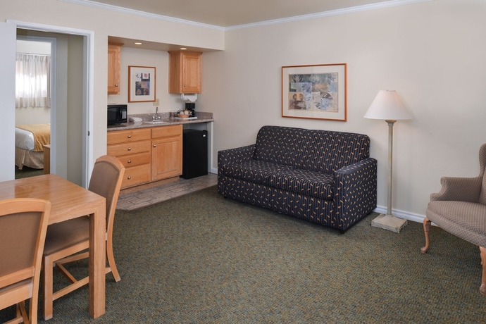 Imagen de la habitación del Hotel Edgewater Inn and Suites, Pismo Beach. Foto 10