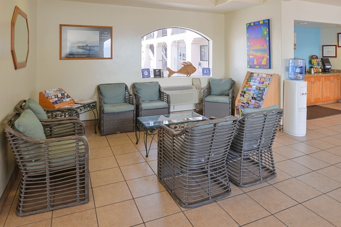 Imagen de los interiores del Hotel Edgewater Inn and Suites, Pismo Beach. Foto 17