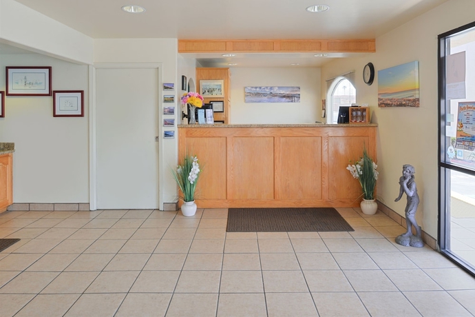 Imagen de los interiores del Hotel Edgewater Inn and Suites, Pismo Beach. Foto 18